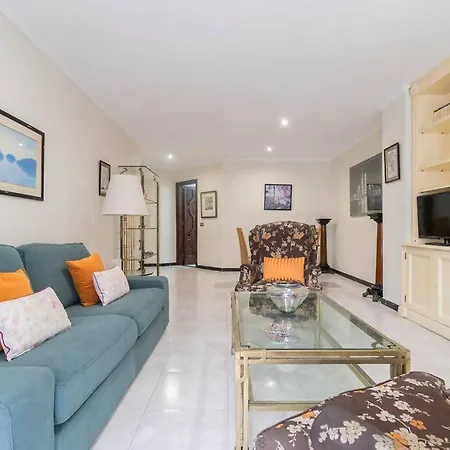 Apartment Albareda Canteras
