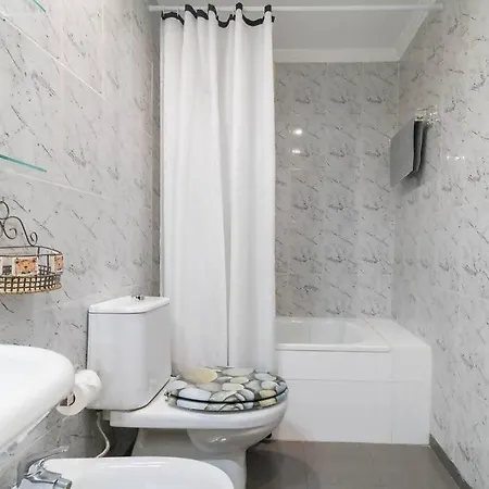 Albareda Canteras Apartment *